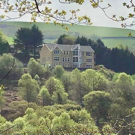Rowan House Bed Breakfast Main House & Self Contained Self Catering Apartment Cymmer Exteriör bild