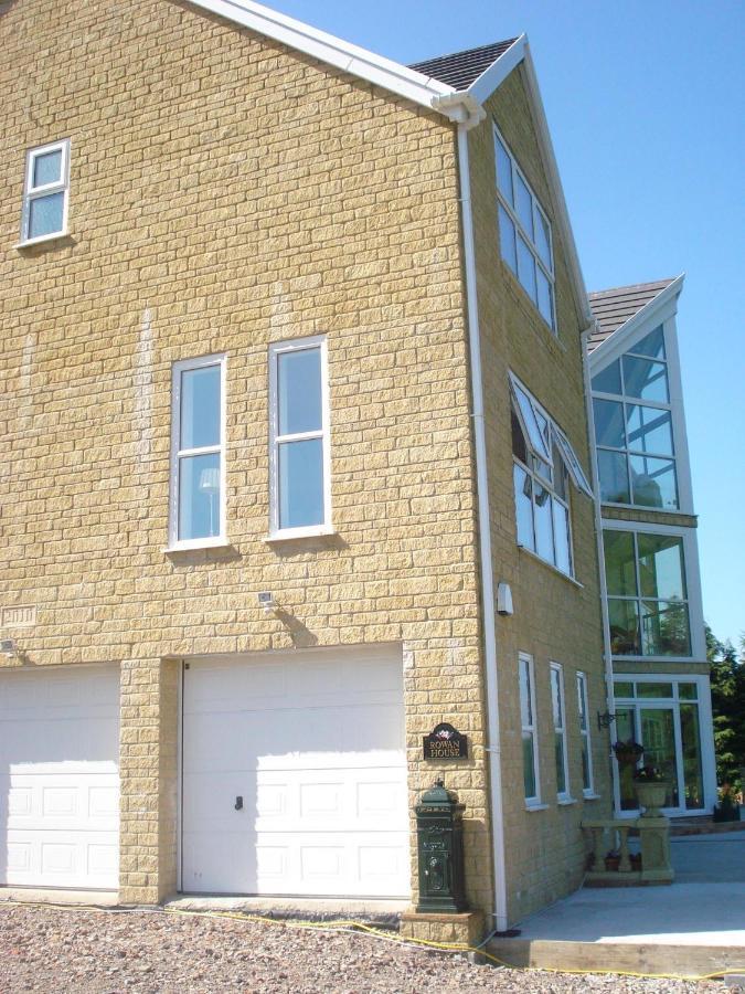 Rowan House Bed Breakfast Main House & Self Contained Self Catering Apartment Cymmer Exteriör bild