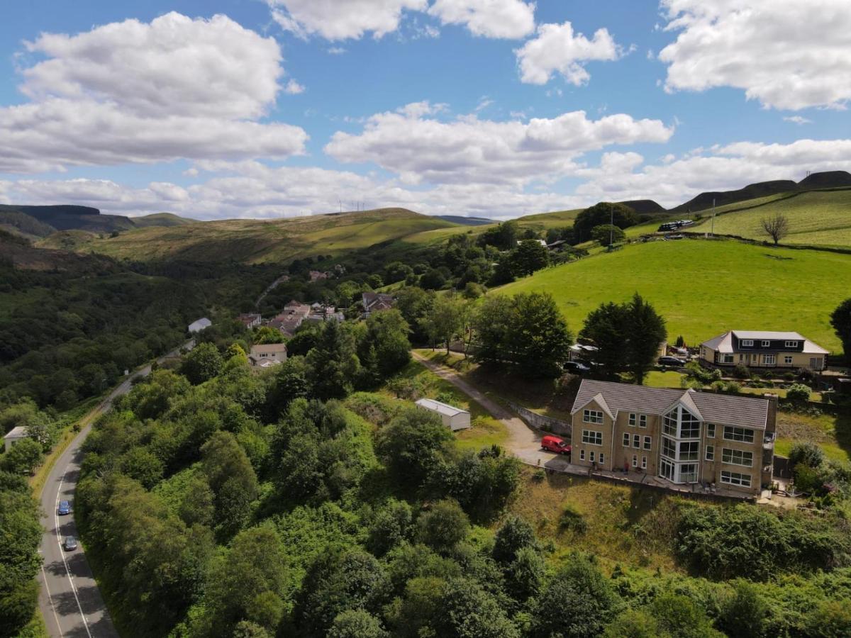 Rowan House Bed Breakfast Main House & Self Contained Self Catering Apartment Cymmer Exteriör bild