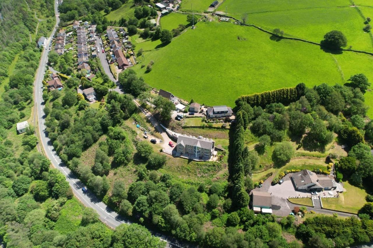 Rowan House Bed Breakfast Main House & Self Contained Self Catering Apartment Cymmer Exteriör bild
