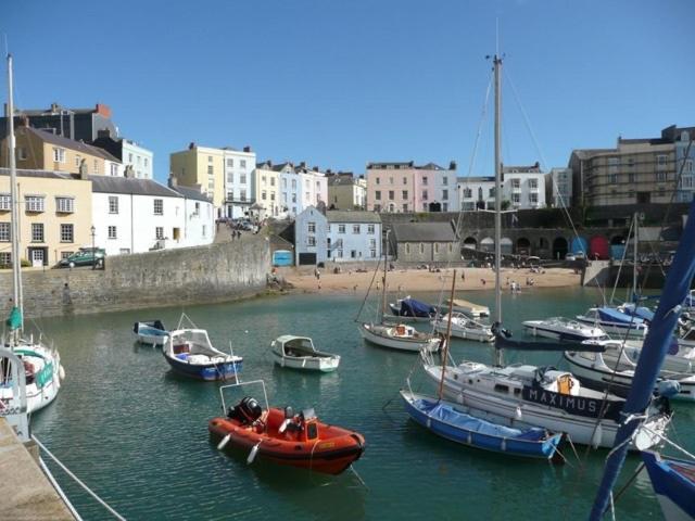 Rowan House Bed Breakfast Main House & Self Contained Self Catering Apartment Cymmer Exteriör bild