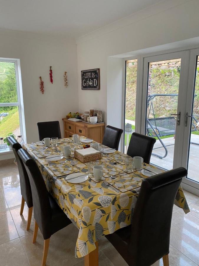 Rowan House Bed Breakfast Main House & Self Contained Self Catering Apartment Cymmer Exteriör bild